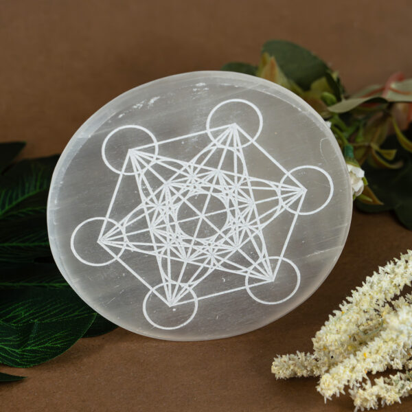 Selenite Round Charging plates – 4 inch - Image 2