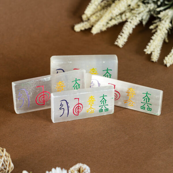Rectangular Carved Charging Plates - Image 4