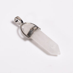 Lunar Radiance: Rainbow Moonstone Pendant – Silver Plated & Natural