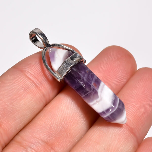 Royal Chevron: Amethyst Pendant – Silver Plated & Natural - Image 2